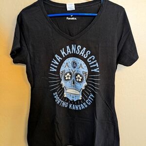 Sporting KC Skull Viva Kansas City Dias de Los Muertes V-Neck M/L Fanatics